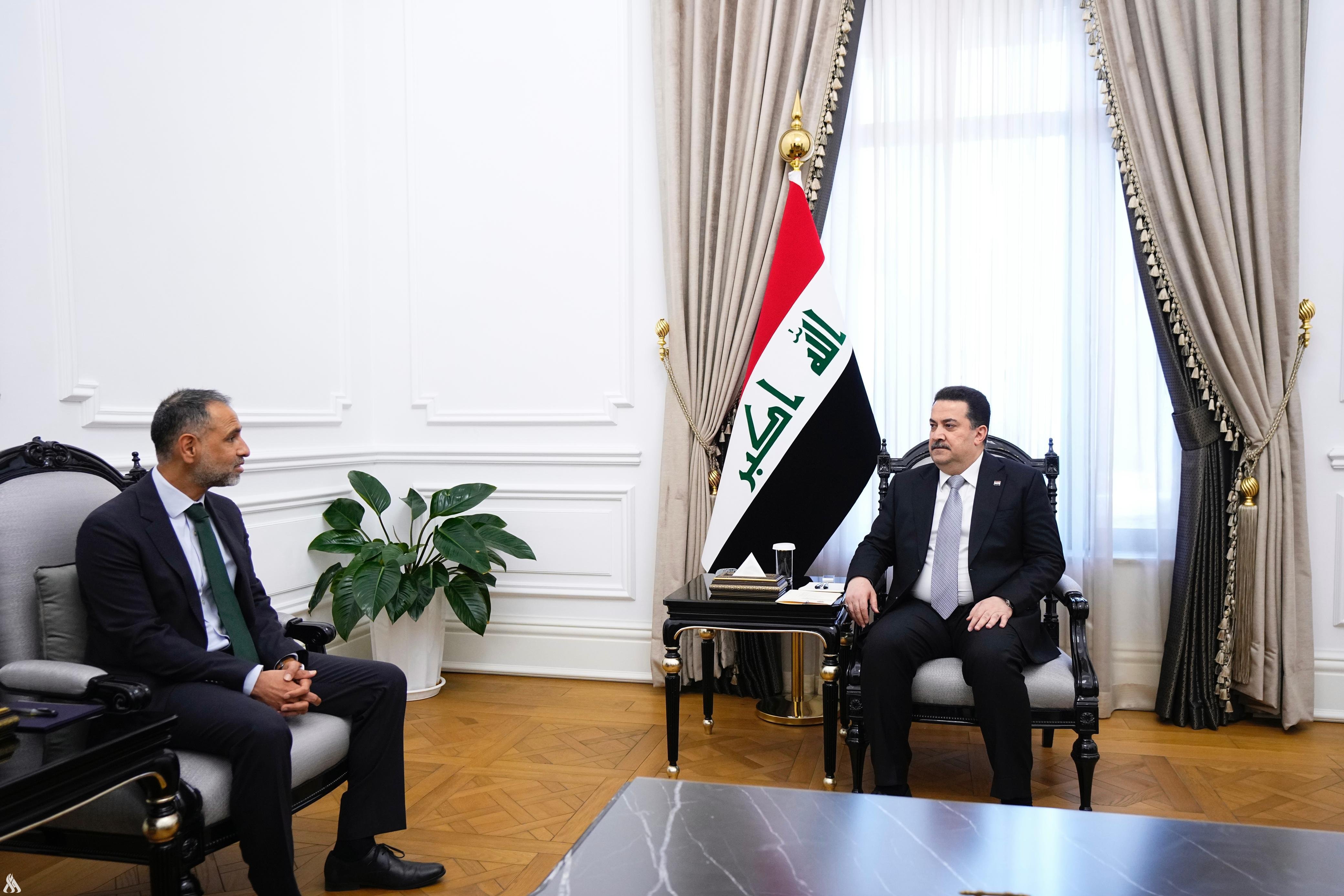 وكالة الأنباء العراقيةرئيس الوزراء والسفير البريطاني يؤكدان ضرورة تخفيف التوترات واعتماد لغة الحوار في المنطقة​