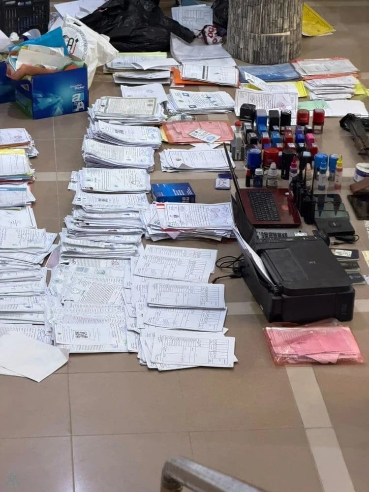أكثر من ألف وثيقة تفجر ملفات فساد بلدية الناصرية و مذكرات قبض تطال 20 متهما