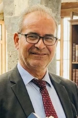 حين تصبح الأشجان ملجأ يلوذ فيه البشرقراءة جوانية في مجموعة (ذاكرة الخراب) للقاص أحمد السلمان
