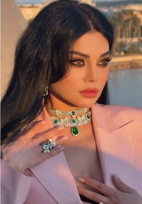 هيفاء وهبي لجمهورها.. هل أنتم مستعدون لـ«ميغا هيفا 3؟”