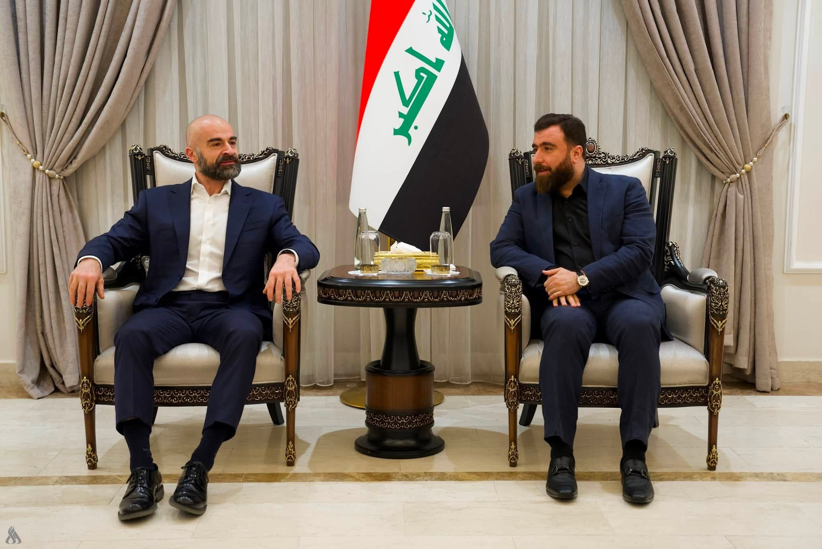 الكلداني وطالباني يؤكدان أهمية تعزيز التفاهمات وترسيخ الحوار بين القوى السياسية