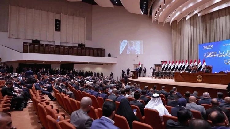 نائب يكشف خلافات سياسية بشأن الداخلية ويحذر من تأثيرها على عمل الحكومة