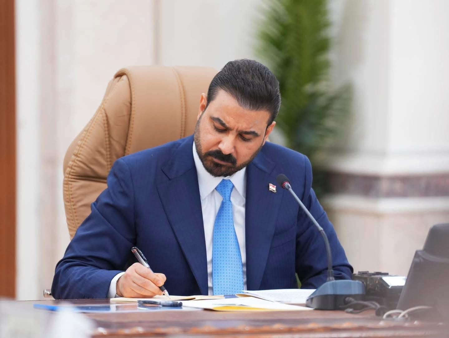 رئيس الوزراء يعتذر عن طلب تمديد بقاء قوات التحالف الدولي وبعض المستشارين