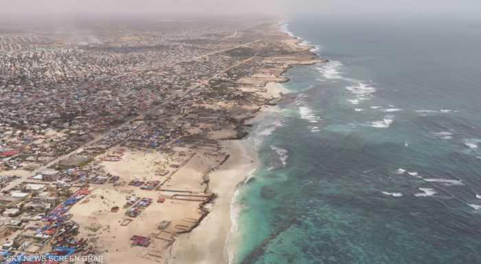 هجوم بـ”تفجير قوي” يستهدف سفينة في خليج عدن