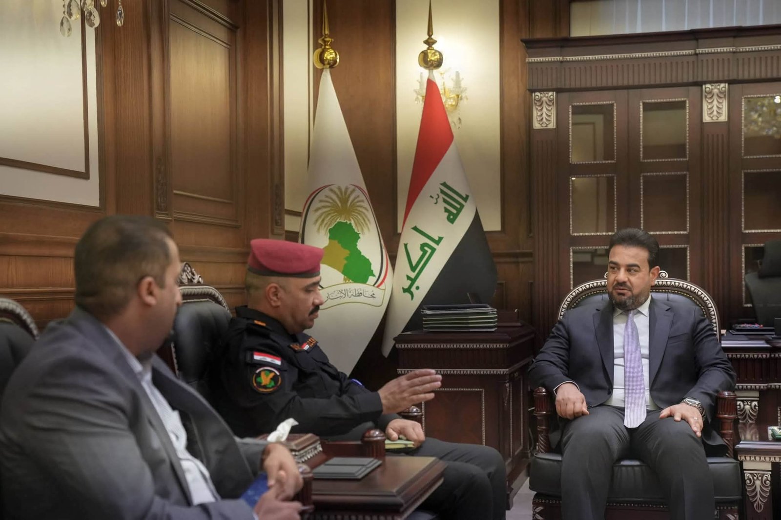 محافظ الأنبار يبحث تعزيز التنسيق الأمني في مجال الطائرات المسيّرة