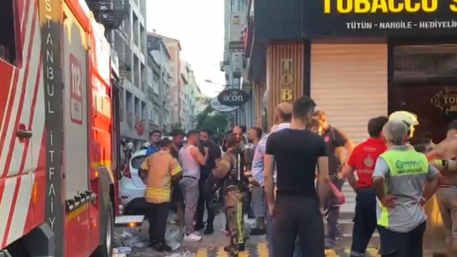 إصابة أكثر من 10 أشخاص جراء حريق في فندق بمدينة إسطنبول