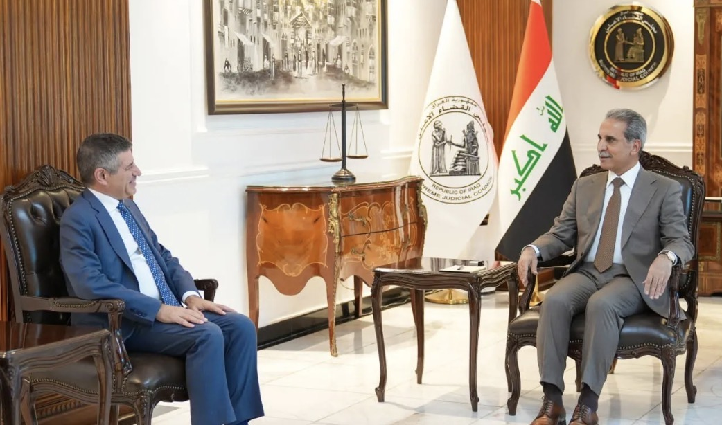 القاضي زيدان يبحث مع القائم بأعمال السفارة الأمريكية تنفيذ حصر السلاح بخطة تبناها الإطار
