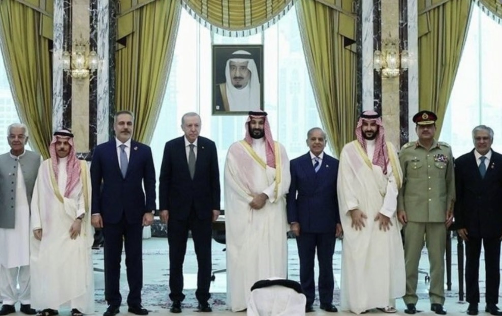 باكستان: لا خطط لتوسيع اتفاق مكة ولا رد حالياً على هجمات الحوثيين