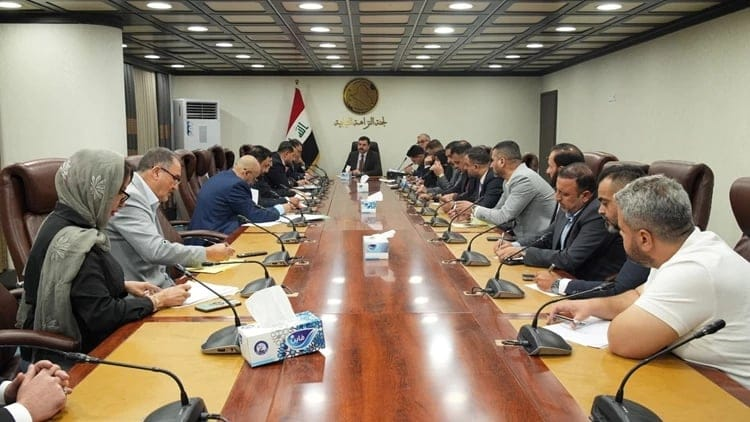 النزاهة النيابية تلاحق وزير الكهرباء بسبب “الضائعات”
