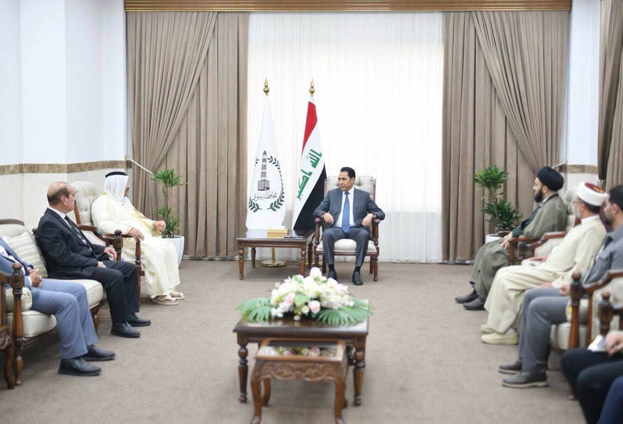محافظ نينوى يبحث مع تنسيقية سنجار متطلبات عودة النازحين