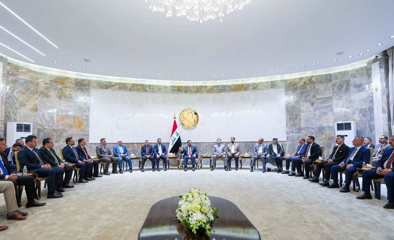 الحلبوسي يبحث مع اساتذة ومثقفي ديالى الواقعين الأمني والخدمي بالمحافظة