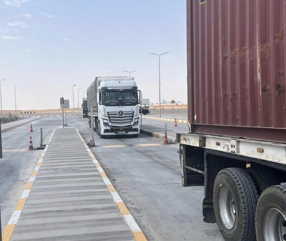 الإعمار: تخصيص 50% من عوائد محطات الوزن في الأنبار لصيانة الطرق والجسور