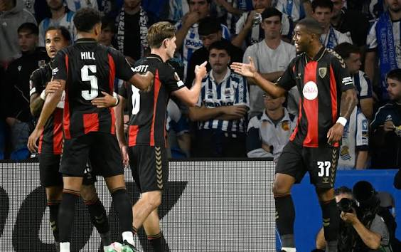 ليفربول يفوز خارج أرضه على بورنموث