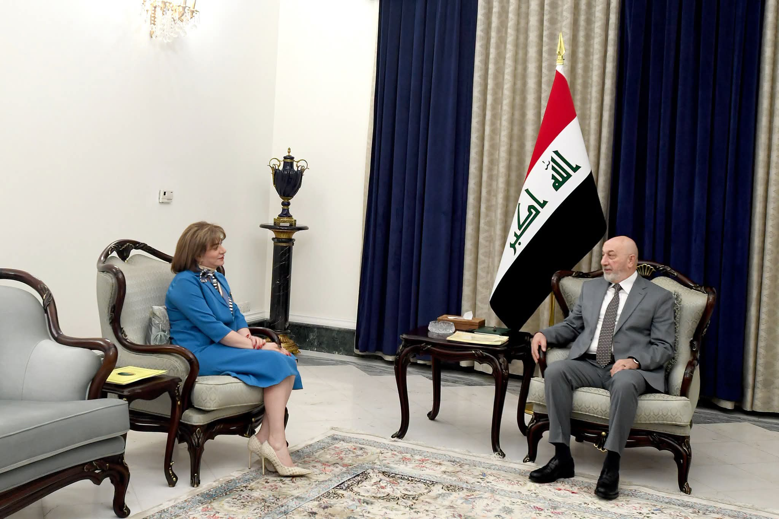 رئيس الجمهورية ووزيرة البيئة يؤكدان أهمية تعزيز الجهود الوطنية لحماية البيئة والحد من التلوث