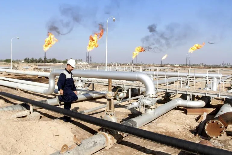 العراق يصدر 2.6 مليون برميل نفط يومياً من موانئ الجنوب منذ بداية أيلول