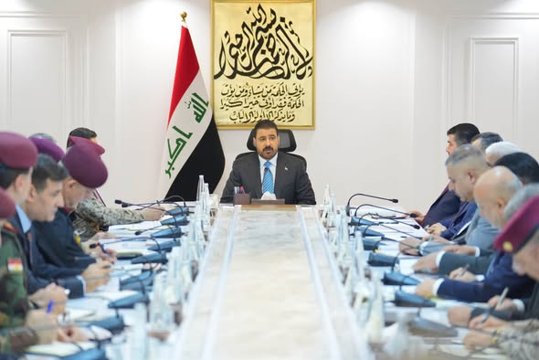 القائد العام يترأس اجتماعاً استثنائياً للمجلس الوزاري للأمن الوطني.