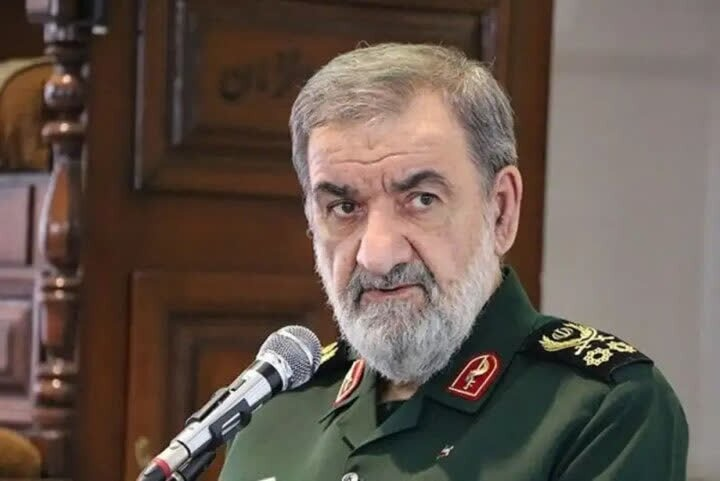 رضائي : مضيق هرمز لن يفتح بالتهديد او الضغط .. و ايران لن تتراجع