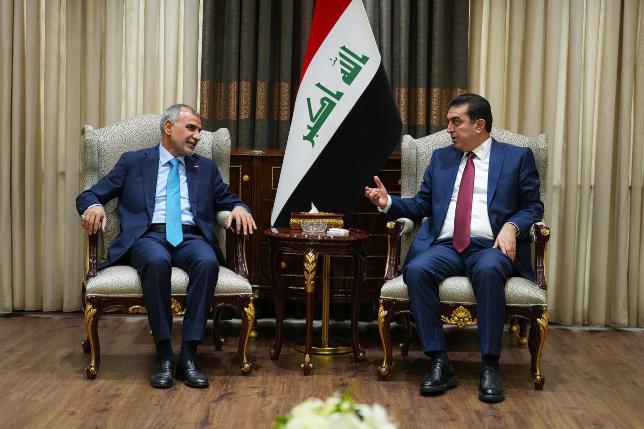 أتروشـي يبحث مع الساري السياسة المالية للدولة وقانون الموازنة الاتحادية