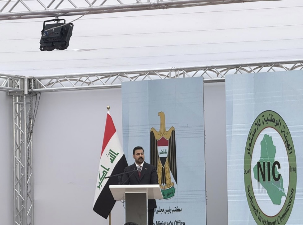 رئيس الوزراء يصل النجف الأشرف ويضع حجر الأساس لمشروع مليون قطعة أرض سكنية