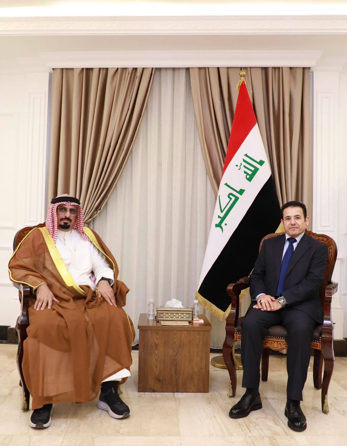 قاسم الاعرجي يؤكد أهمية الدور الوطني للعشائر العراقية في دعم مؤسسات الدولة