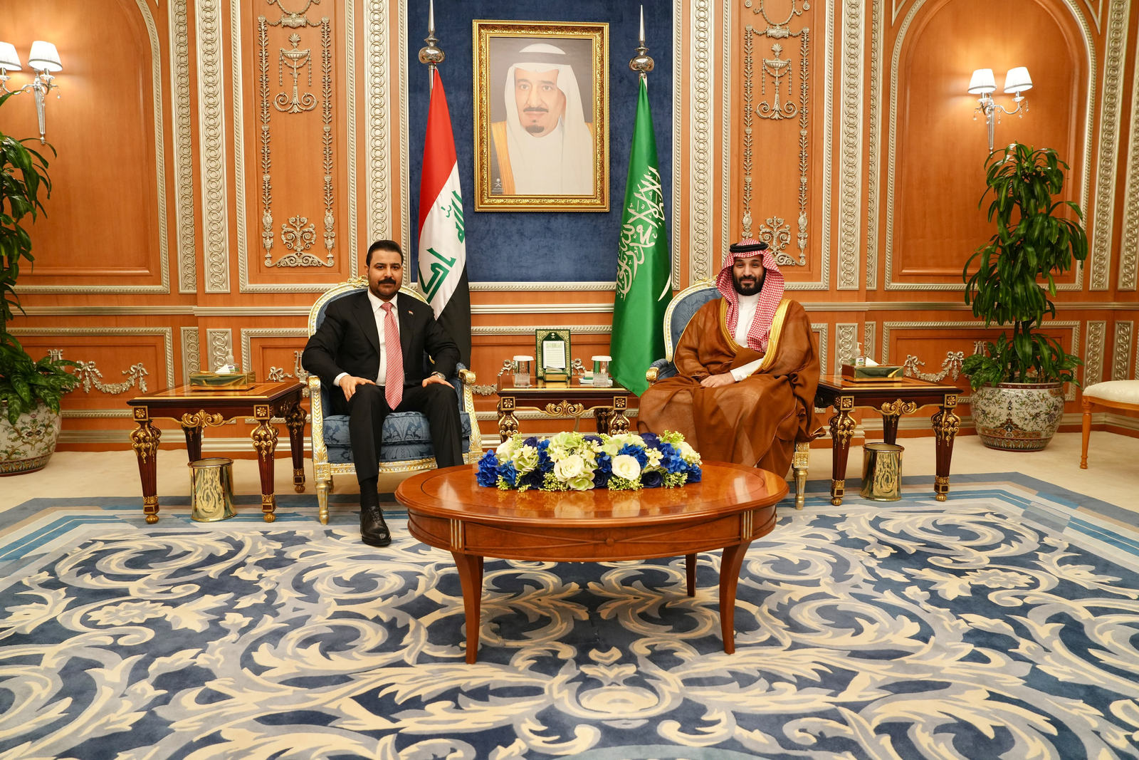 خلال لقائه ولي العهد السعودي ..الزيدي يؤكد موقف العراق الثابت بعدم السماح باستخدام اراضيه منطلقاً لأي اعتداءات تمسّ أمن المملكة ودول المنطقة