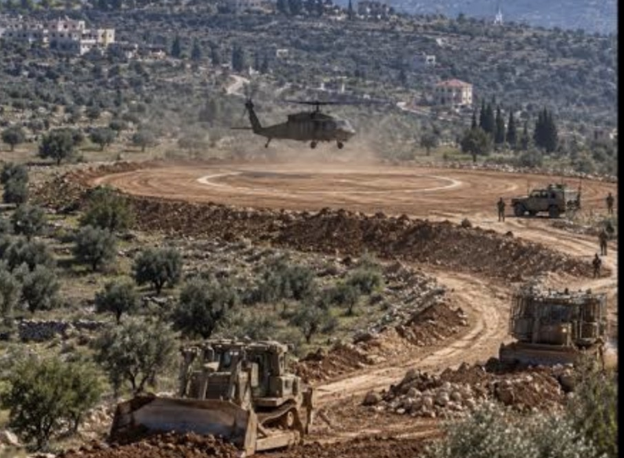 الجيش الإسرائيلي يستحدث مهبطا للمروحيات في جنوب لبنان