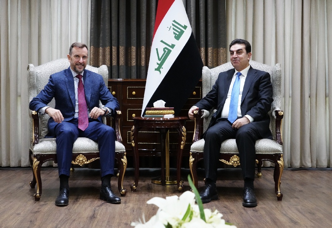 أتروشـي والسفير الإيطالي يبحثان تعزيز التعاون البرلماني والاقتصادي