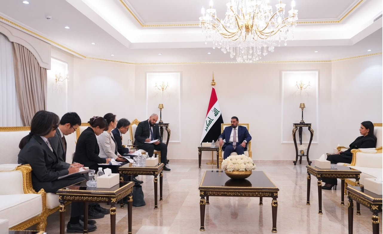 الحلبوسي يبحث مع السفير الياباني تطوير التعاون ولا سيَّما على الصعيد البرلماني