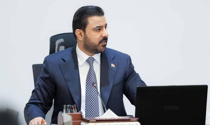 رئيس الوزراء: وجّهنا باحتفاظ موظفي المؤسسات المدمجة ضمن وزارة الاقتصاد الرقمي والحوكمة بجميع مخصصاتهم وامتيازاتهم